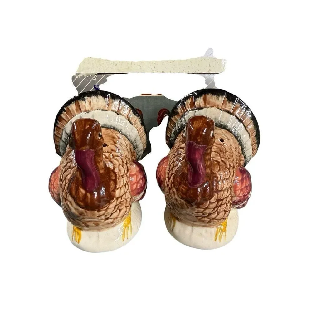 Fine Ceramic Turkey Salt and Pepper Shaker Set of 2
